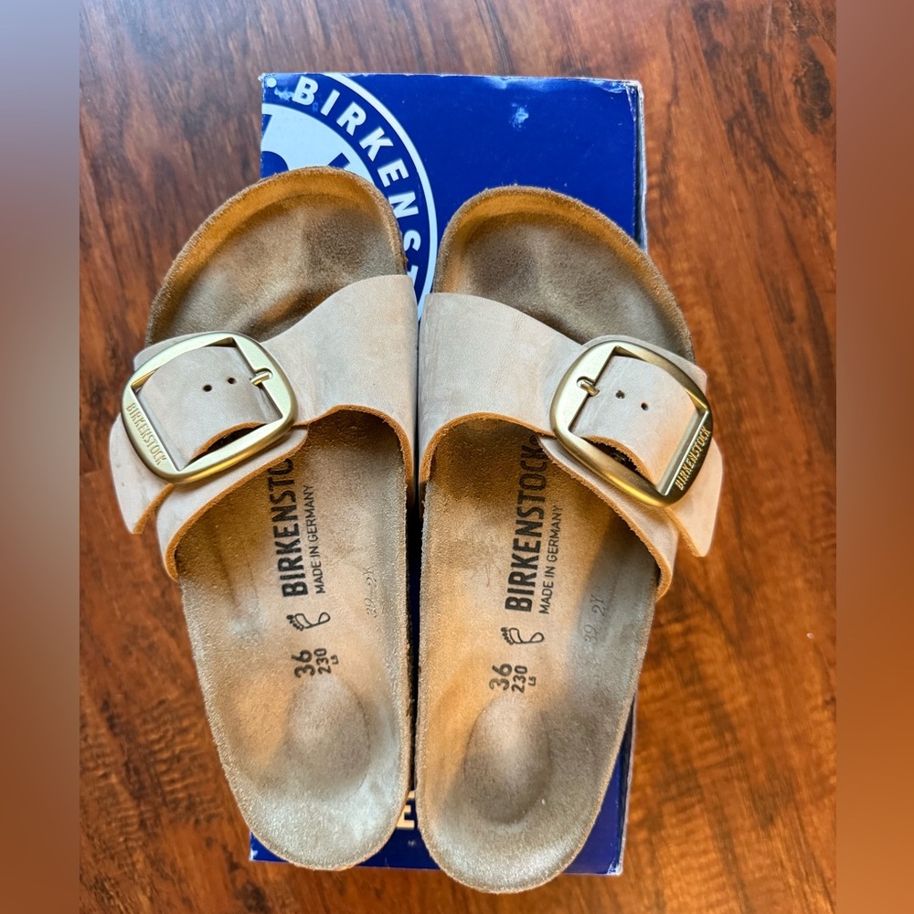 Birkenstock Madrid Big Buckle women’s US size 6. Color sandcastle.Worn only once